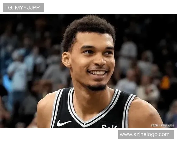 文班成近40年第三位单场40分15板3帽且0失误的球员